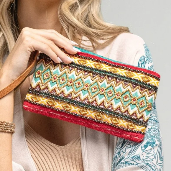 Handmade Hand Beaded Wristlet Clutch - Ethnic Inspired Motive - Dyed Fine Cotton - Picture 1 of 5